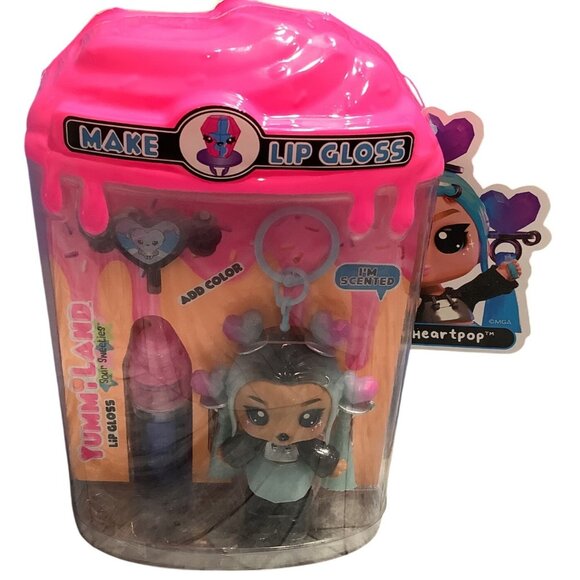 Yummi-Land Sour Sweeties Make Lip Gloss Set With Doll & Scented Lip Balm 2025 - Picture 5 of 6